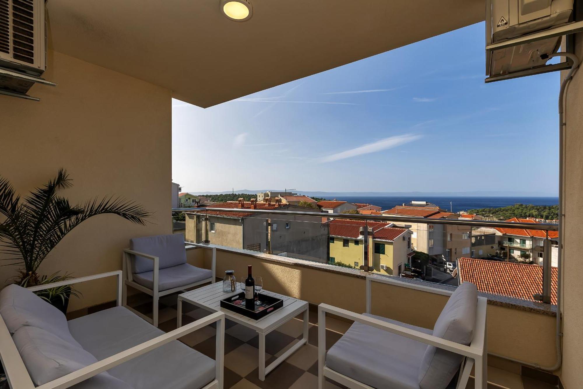 Sea View Apartments Dammi With Free Parking Макарська Екстер'єр фото