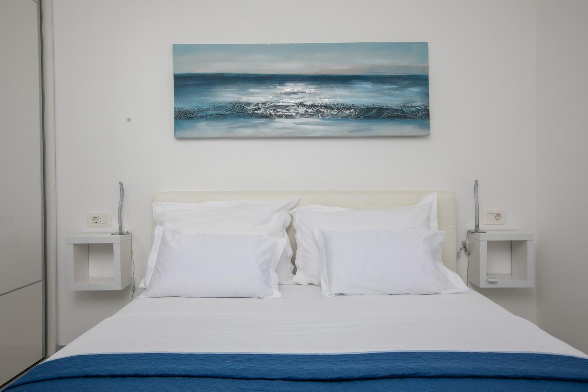 Sea View Apartments Dammi With Free Parking Макарська Екстер'єр фото