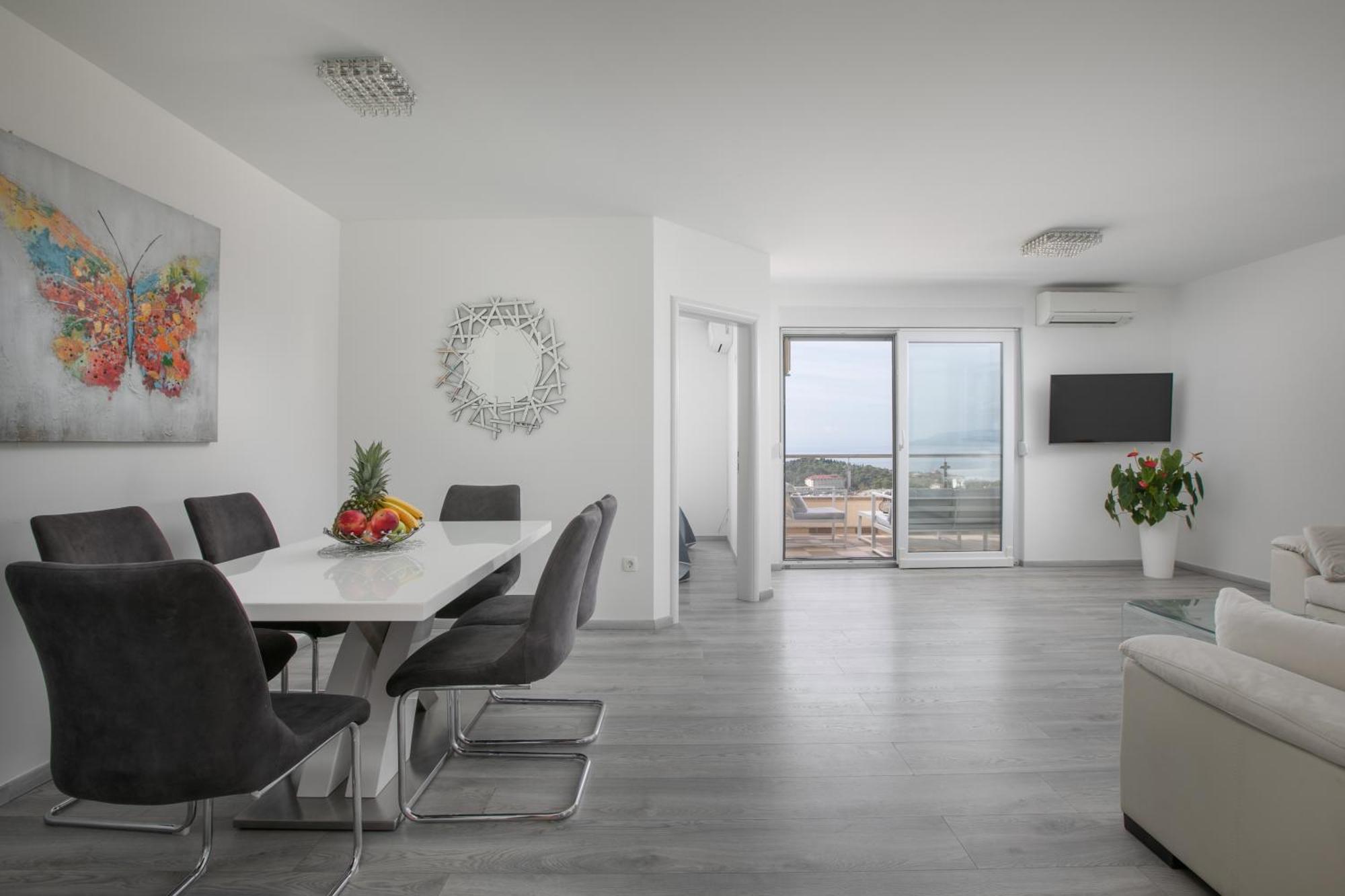 Sea View Apartments Dammi With Free Parking Макарська Екстер'єр фото